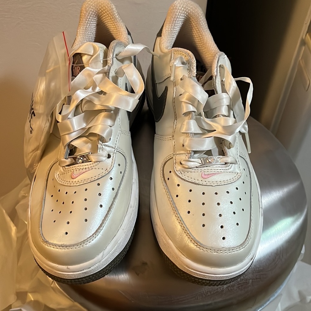 Nike Air Force 1 XV limited edition size 7 NWOB pearl - Picture 9 of 11
